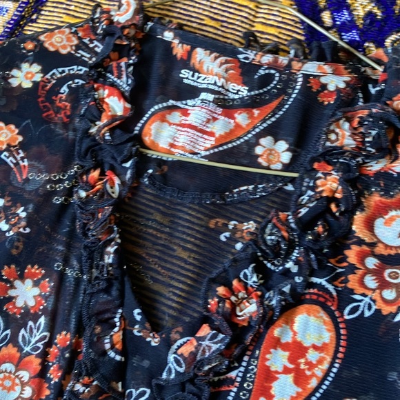 Shear, sophisticated, yet fun! - Picture 2 of 3